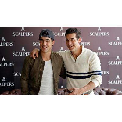 Mario y Óscar Casas exploran la violencia y la fraternidad en el film 'A puño descubierto'