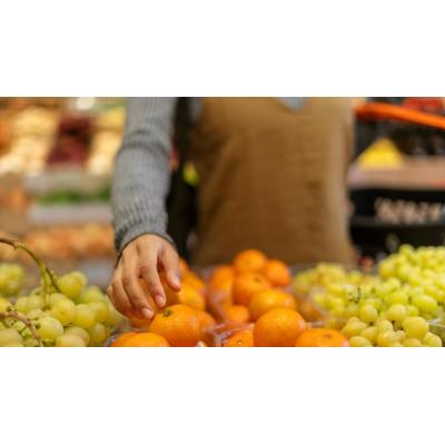 Uvas, fresas y naranjas: las frutas más contaminadas con pesticidas