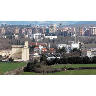 Un detenido por un robo con violencia: la víctima fue agredida por 6 hombres al bajar la basura en Echavacoiz
