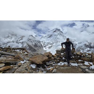 Llega el momento del navarro Óscar Arroyo en el Everest