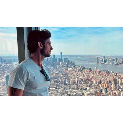 El exjugador de Osasuna Aitor Ocio amplía su imperio empresarial