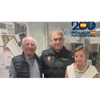 El policía nacional que salvó al pamplonés Manuel Martínez de atragantarse con un trozo de jamón: "No dejaba de toser y se echaba la mano al cuello"