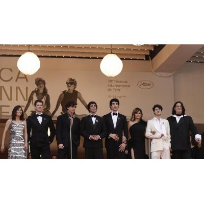 El actor Carlos González vuelve a poner sabor navarro en la alfombra roja del Festival de Cannes