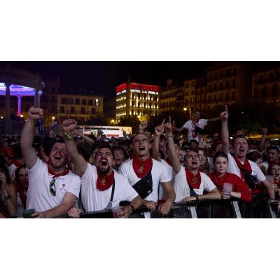 "A 400 metros de la Plaza del Castillo, todo es más barato"