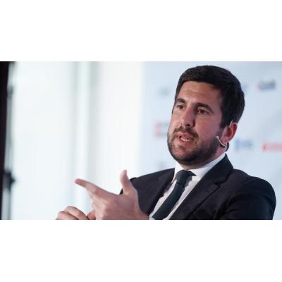 Enrique Riquelme oficializa su candidatura a presidente del Real Madrid