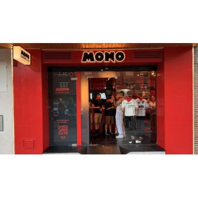 La llegada de Mono Burger a Pamplona: hamburguesas, pañuelicos y guiños a la gastronomía local