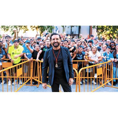 Un escenario coloso