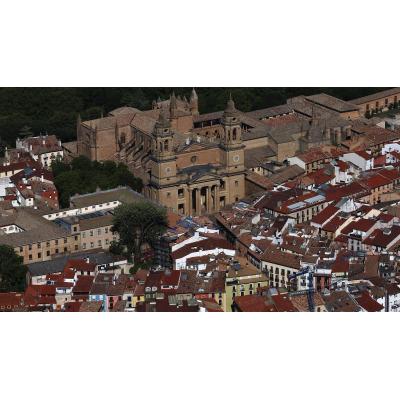 Tres detenidos por delitos de odio, lesiones y amenazas en el casco antiguo de Pamplona