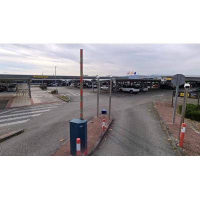 El aparcamiento de uno de los aeropuertos a una hora de Pamplona, de pago a partir de 2027