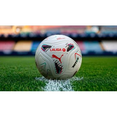 No hay calendario, no hay ascensos, no hay entrenadores... Pero ya hay balón para LaLiga 26/27