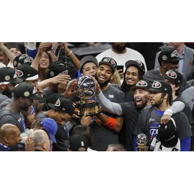 Los Knicks barren a los Cavaliers y jugarán por su primer anillo desde 1973