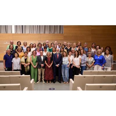 Despedida al pilar de Atención Primaria: Salud homenajea a 65 profesionales sanitarios jubilados