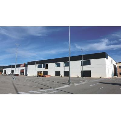 Nuevo paso para regularizar el centro comercial en Olaz