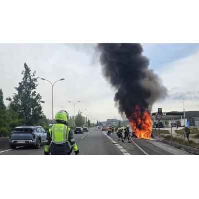 Polémica por el fuego en otra villavesa la semana pasada