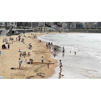 Hasta 750 euros de multa: las nuevas normas que entran en vigor este verano en las playas de San Sebastián