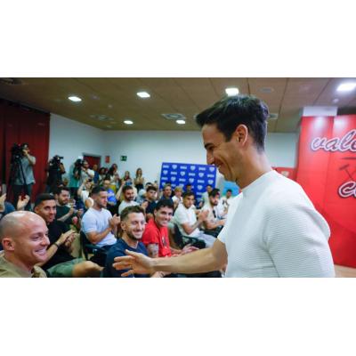Iñigo Pérez dice adiós al Rayo: "Más allá de la derrota en la final, me encuentro en paz"