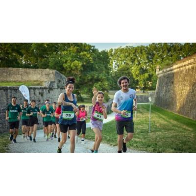 Aitor Blanco y Maitane Melero se imponen en una 'Tres burgos, tres millas' de récord por el centro de Pamplona