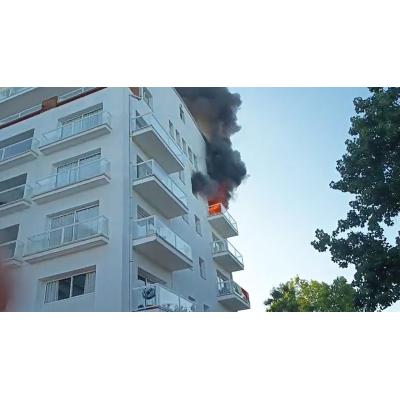 Vídeo con el incendio en el hotel de Girona donde se alojaba un grupo de navarros
