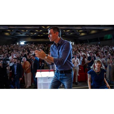 Sánchez acusa a la oposición "marrullera" de querer derribar al Gobierno "con malas artes"