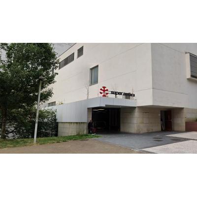 Un inversor navarro compra por 6 millones el local de Super Amara en San Sebastián