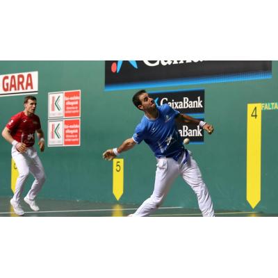 Cinco dos paredes de 12 hechos y cuatro dátiles