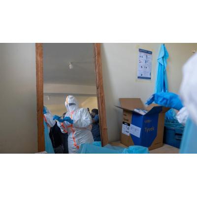 La OMS y RD Congo trabajan para lograr una vacuna contra la cepa del actual brote de ébola