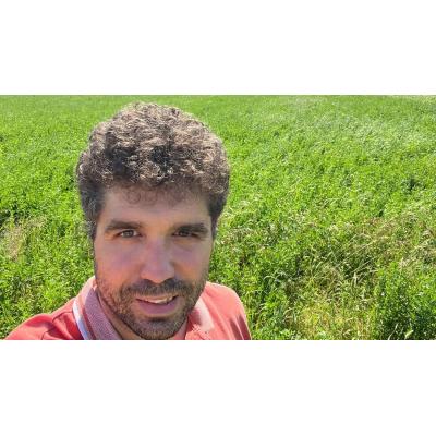 Carlos Sánchez (joven cerealista de Fontellas): "Sí hay jóvenes que apostamos por el campo, lo que faltan son ayudas"