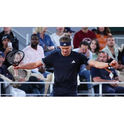 Zverev baja a Jódar a la tierra
