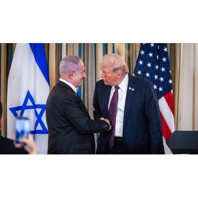 Trump dice a Netanyahu que está "jodidamente loco" por su ataque al Líbano, según Axios