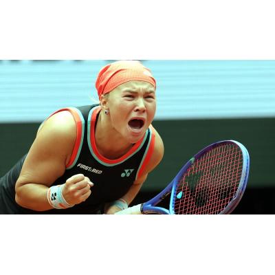 La rusa Shnaider derrumba a la gigante Sabalenka