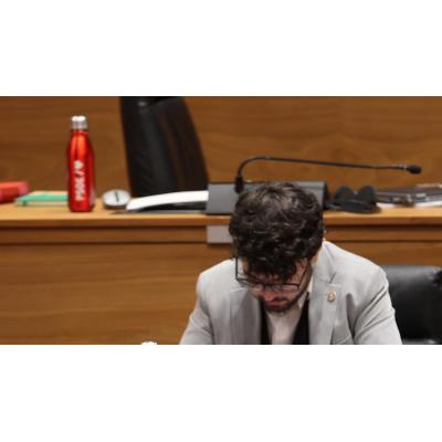 Esparza (UPN) cuestiona la credibilidad de Chivite y esta le acusa de "falta de valentía" por no usar una moción de confianza