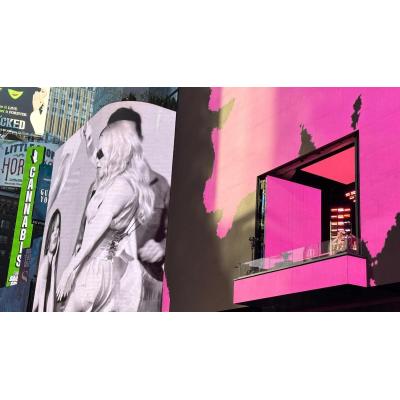 Madonna presenta 'Confessions II' en un concierto sorpresa en Times Square