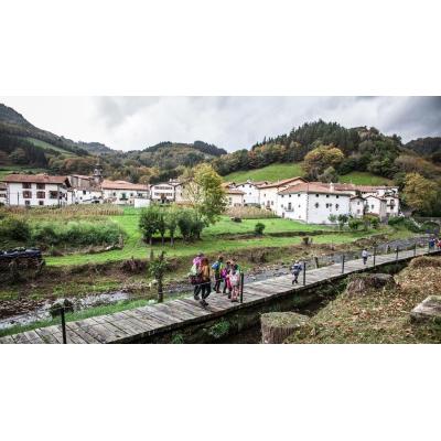 Zubieta propone habilitar bordas como vivienda ante el riesgo de despoblación