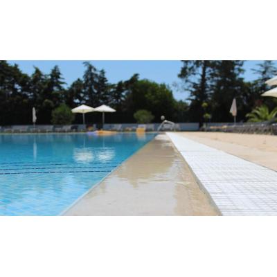 Muere un joven de 17 años tras recibir una descarga eléctrica al salir de su piscina en Gelves (Sevilla)