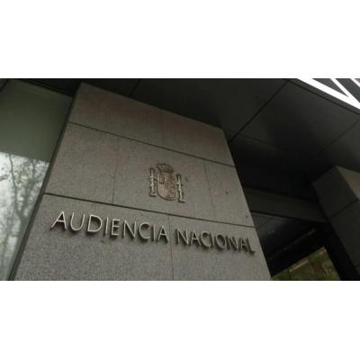 El juez pide permiso a EEUU para usar como prueba el móvil de un accionista de Plus Ultra