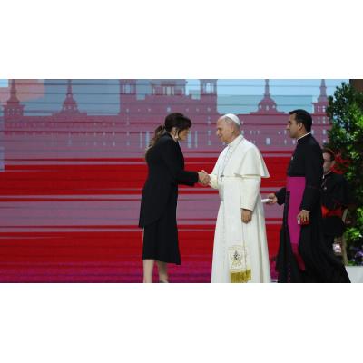 Rozalén defiende su actuación ante el Papa: "Pensé en el privilegio de cantar ante una de las personas más influyentes"