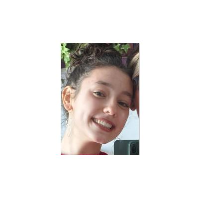 Elia Ortega, de Maristas, logra la mejor nota de la PAU en Navarra con un 13,9