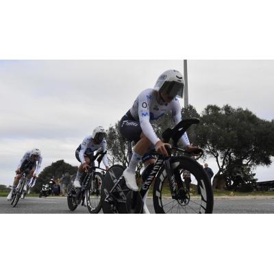 Telefónica encarga la búsqueda de un copatrocinio o el traspaso de su equipo ciclista profesional