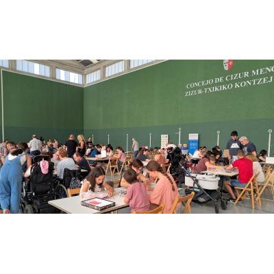 Más de 100 personas participan en el I campeonato de puzzles solidario de Aspace Navarra