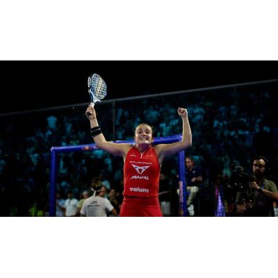 Martina Calvo pasa a 'semis' tras romper el maleficio