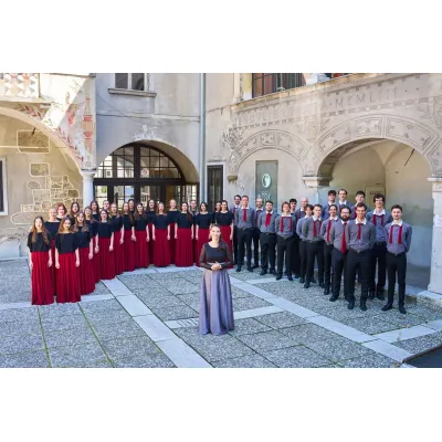 Ciclo coral internacional: The academic choir tone Tomšič Ljubljana de Eslovenia